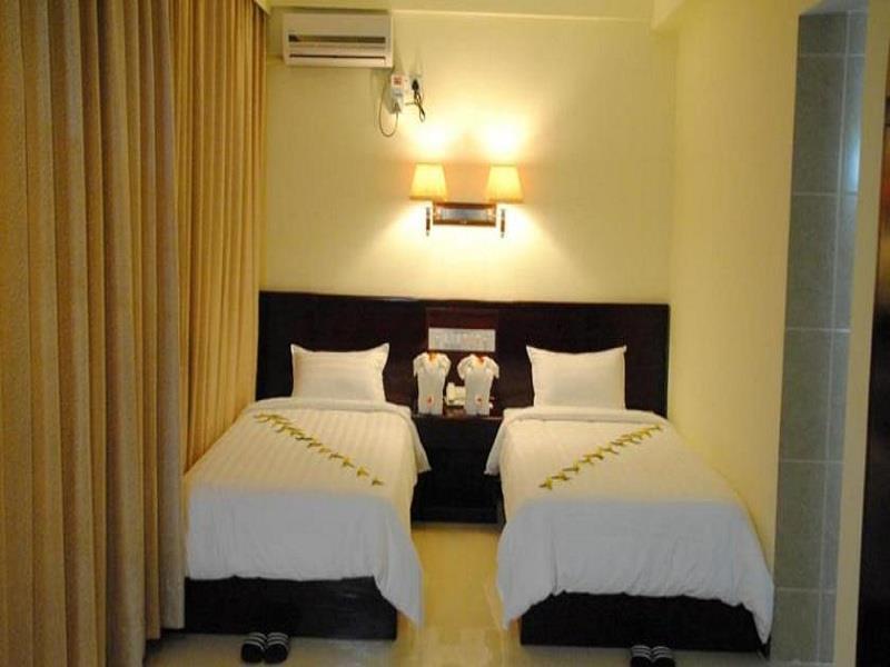 Golden Hill Hotel - Lashio Ngoại thất bức ảnh
