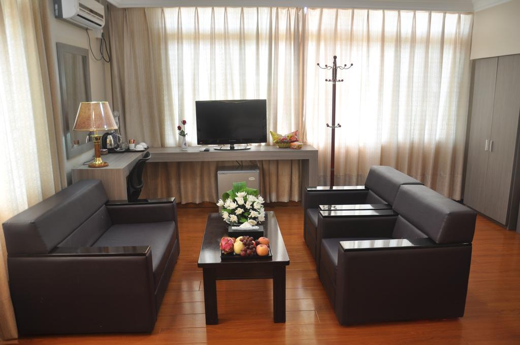 Golden Hill Hotel - Lashio Ngoại thất bức ảnh